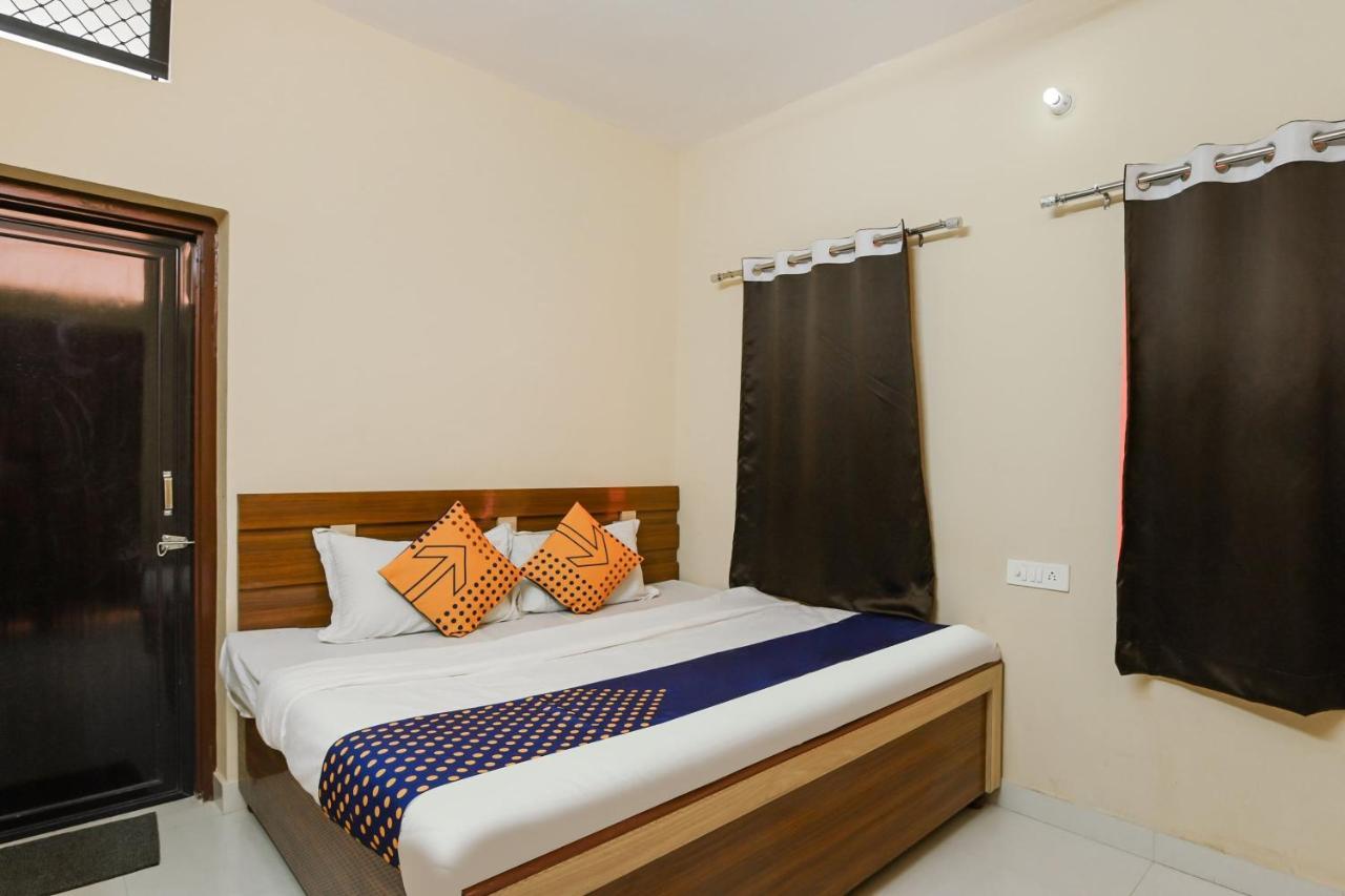 Spot On 76159 Siya Hotel Jaipur Buitenkant foto